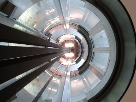 Presklený panoramatický výťah